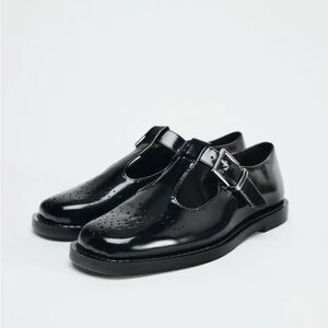 NWT ZARA SZ 9 FAUX PATENT FINISH DIE-CUT EFFECT FLAT SHOES BLACK NO BOX